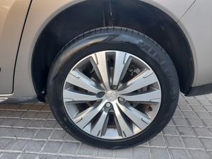 Peugeot 3008 Allure 1.6 BlueHDI 120 FAP  - Foto 7