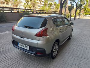 Peugeot 3008 Allure 1.6 BlueHDI 120 FAP  - Foto 4