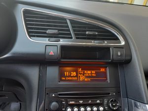 Peugeot 3008 Allure 1.6 BlueHDI 120 FAP  - Foto 14