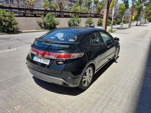 Honda Civic 1.8 i-VTEC Sport  - Foto 4
