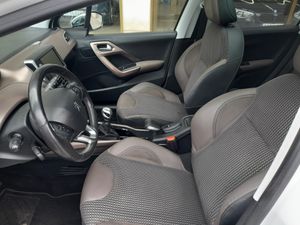 Peugeot 2008 Allure 1.6 e-HDi 115  - Foto 9