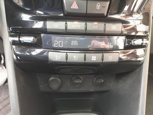 Peugeot 2008 Allure 1.6 e-HDi 115  - Foto 15
