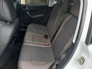Peugeot 2008 Allure 1.6 e-HDi 115  - Foto 10