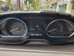 Peugeot 2008 Allure 1.6 e-HDi 115  - Foto 13