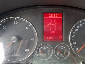 Volkswagen Touran 2.0 TDI 140cv Advance  - Foto 13