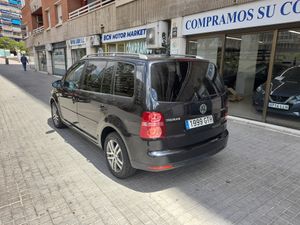 Volkswagen Touran 2.0 TDI 140cv Advance  - Foto 4