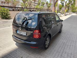 Volkswagen Touran 2.0 TDI 140cv Advance  - Foto 5