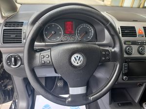 Volkswagen Touran 2.0 TDI 140cv Advance  - Foto 14