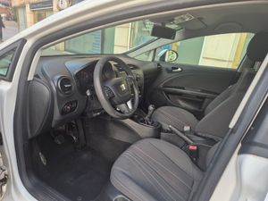 Seat Leon 1.6 TDI 105cv Reference Copa  - Foto 7
