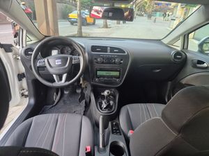 Seat Leon 1.6 TDI 105cv Reference Copa  - Foto 6