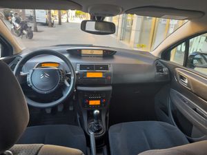 Citroën C4 1.6 HDi 110 Collection  - Foto 9