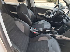 Peugeot 2008 Active 1.6 e-HDi 92  - Foto 12