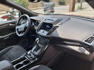 Ford Kuga 1.5 EcoBoost 132kW 4x4 ASS ST-Line Auto  - Foto 13