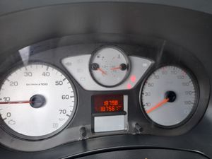 Peugeot Partner Tepee Outdoor 1.6 HDi 110cv FAP  - Foto 15