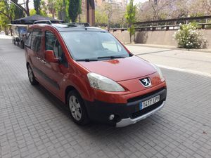Peugeot Partner Tepee Outdoor 1.6 HDi 110cv FAP  - Foto 3
