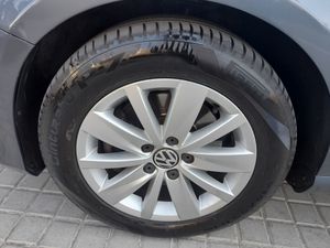 Volkswagen Passat Variant 2.0 TDI 140 Advance BMotion Tech  - Foto 9
