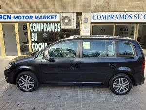 Volkswagen Touran 1.9 TDI 105cv DSG DPF Advance  - Foto 8