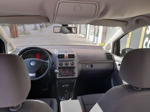 Volkswagen Touran 1.9 TDI 105cv DSG DPF Advance  - Foto 12