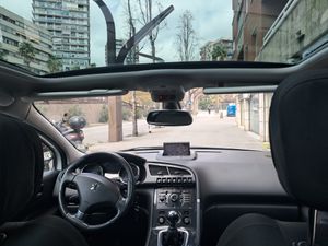 Peugeot 3008 Sport Pack 1.6 HDI 110 FAP  - Foto 8