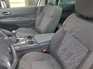 Peugeot 3008 Sport Pack 1.6 HDI 110 FAP  - Foto 13
