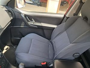 Mahindra XUV 500 XUV500 FWD 4X2 W6 7 plazas   - Foto 19