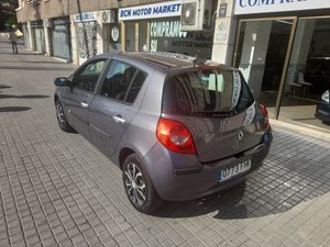 Renault Clio Confort Dynamique 1.6 16v   - Foto 5