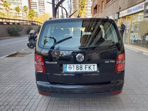 Volkswagen Touran 2.0 TDI 140 DSG Highline  - Foto 6