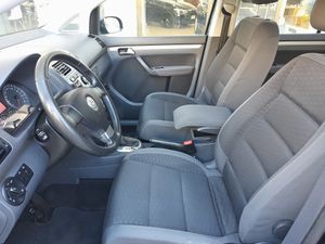Volkswagen Touran 2.0 TDI 140 DSG Highline  - Foto 10