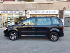 Volkswagen Touran 2.0 TDI 140 DSG Highline  - Foto 8