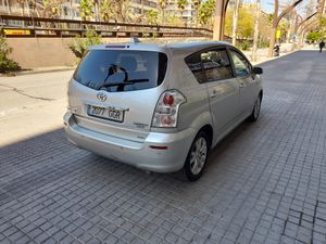 Toyota Corolla Verso 2.2 D-4D 136cv Luna  - Foto 4