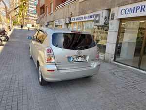Toyota Corolla Verso 2.2 D-4D 136cv Luna  - Foto 5