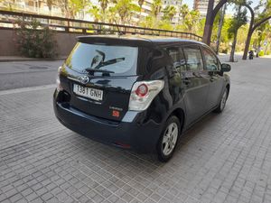 Toyota Verso 2.2 D4D 136 CV Luna   - Foto 5