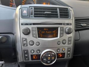 Toyota Verso 2.2 D4D 136 CV Luna   - Foto 12