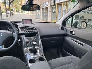 Peugeot 3008 Allure 2.0 HDI 150 FAP  - Foto 10