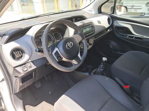 Toyota Yaris 90D Active  - Foto 10