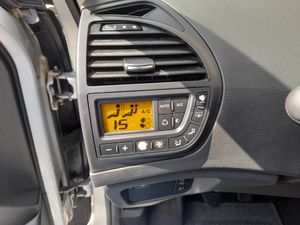 Citroën C4 Picasso 1.6 HDi 110cv Exclusive  - Foto 14