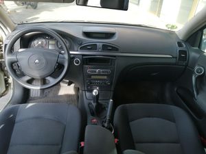 Renault Laguna Authentique 1.6 16V E4  - Foto 26