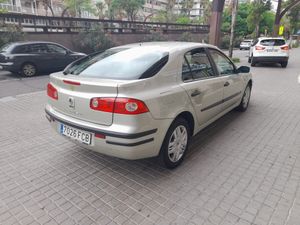 Renault Laguna Authentique 1.6 16V E4  - Foto 5