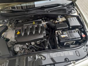 Renault Laguna Authentique 1.6 16V E4  - Foto 14