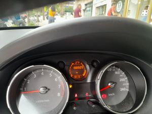 Nissan Qashqai+2 2.0 TEKNA SPORT 4X2 18