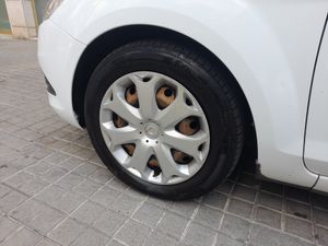 Ford Focus 1.8 TDCi Trend  - Foto 9