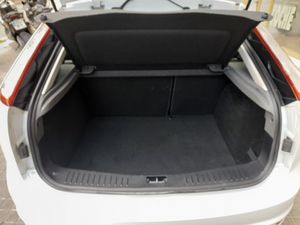 Ford Focus 1.8 TDCi Trend  - Foto 12