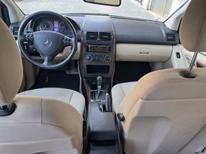 Mercedes Clase A 180 CDI ELEGANCE   - Foto 9