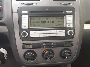 Volkswagen Golf 1.9 TDI 105cv BlueMotion Highline  - Foto 14