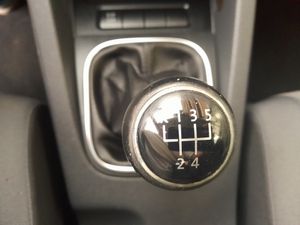 Volkswagen Golf 1.9 TDI 105cv BlueMotion Highline  - Foto 15