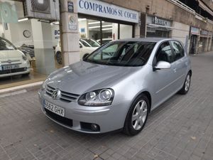 Volkswagen Golf 1.9 TDI 105cv BlueMotion Highline  - Foto 2