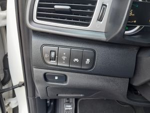 Kia Niro 1.6 GDi Híbrido 104kW (141CV) Emotion  - Foto 17