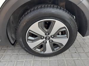 Kia Niro 1.6 GDi Híbrido 104kW (141CV) Emotion  - Foto 9