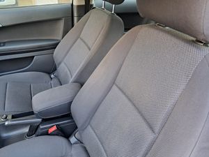 Audi A3 1.9 TDI Attraction  - Foto 9