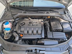 Audi A3 1.9 TDI Attraction  - Foto 13